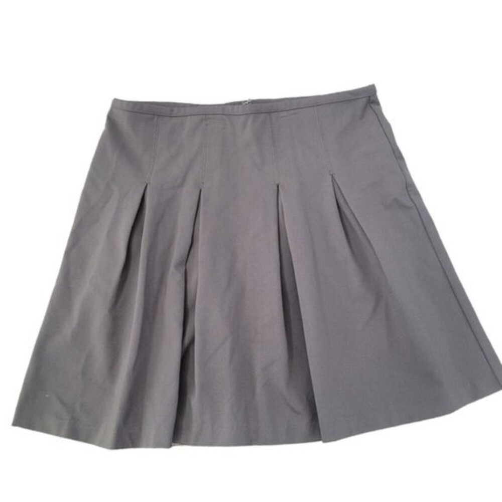 Garnet Hill Gray pleated stretch skirt Size 8